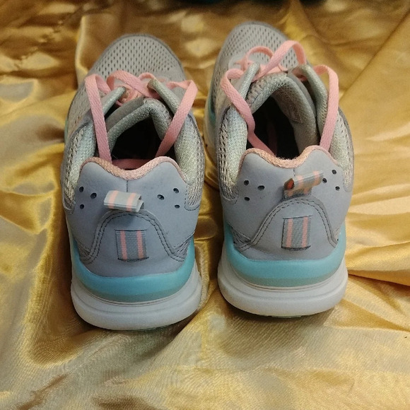 Skechers Blue and Pink Sneakers with Breathable Mesh - Picture 5 of 7